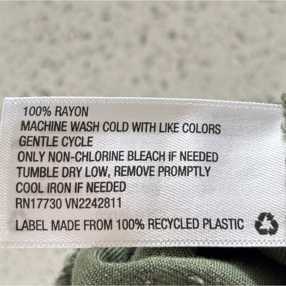 Knox Rose Shorts Camouflage Camo  Shorts Women’s Size Small Rayon Lightweight - Picture 11 of 11